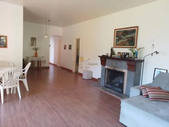 Imagem Casa para Venda em Teresópolis / RJ no bairro Golfe