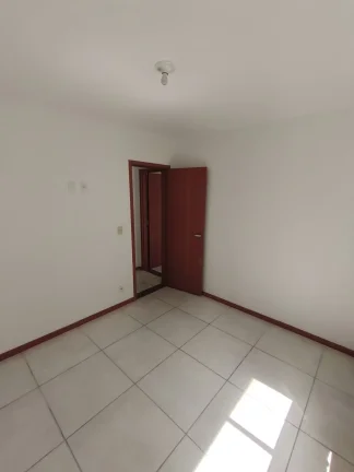 Imagem Condomínio Jardim Alcântara 2 - Apartamento com 2 quartos (1 suíte) e sacada em Santa Luzia, São Gonçalo/RJ