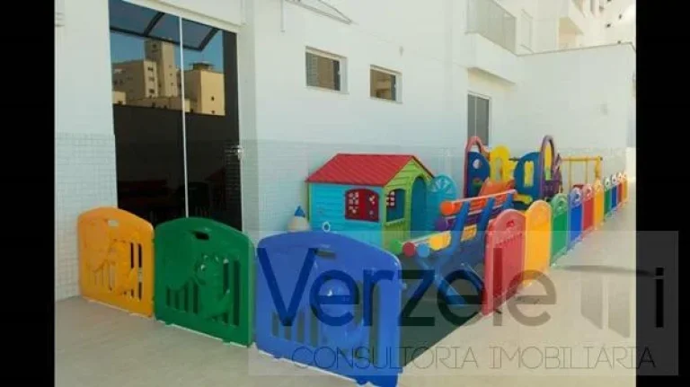 Imagem Apartamento 4 ou + dormitórios para Venda em Balneário Camboriú / SC no bairro Centro