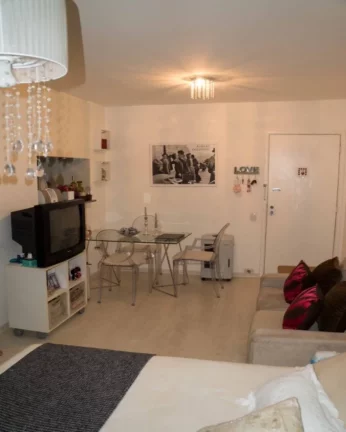 Imagem Flat à venda na Rua João Manoel - Cerqueira César
