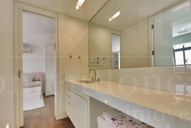 Imagem Apartamento duplex à venda em Higienópolis com, 284m2