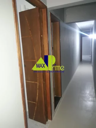 Imagem Imperdível casa à venda em São Paulo-SP no Jardim Pedro José Nunes! 5 quartos, 1 suíte, 2 vagas de garagem e 140m² de área.