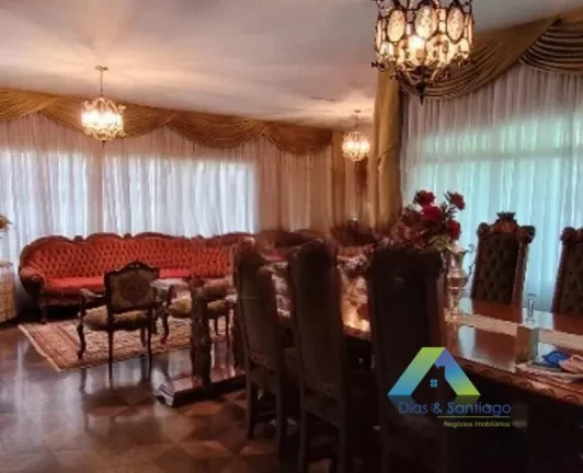 Imagem Casa Térrea para locação com 3 dormitórios e 4 vagas em Bosque da Saúde/SP!