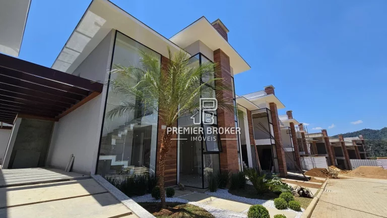 Imagem Casa à venda, 151 m² por R$ 1.450.000,00 - Tijuca - Teresópolis/RJ