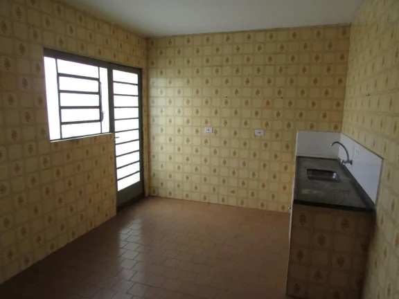 Imagem  
 2 quartos Banheiro social Cozinha  Sala Lavanderia  Quintal 2 garagens - Atual.07-01-26