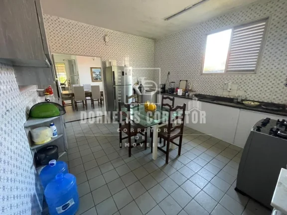 Imagem CASA AMPLA COM ÁREA GOURMET, PISCINA E CASA EXTRA