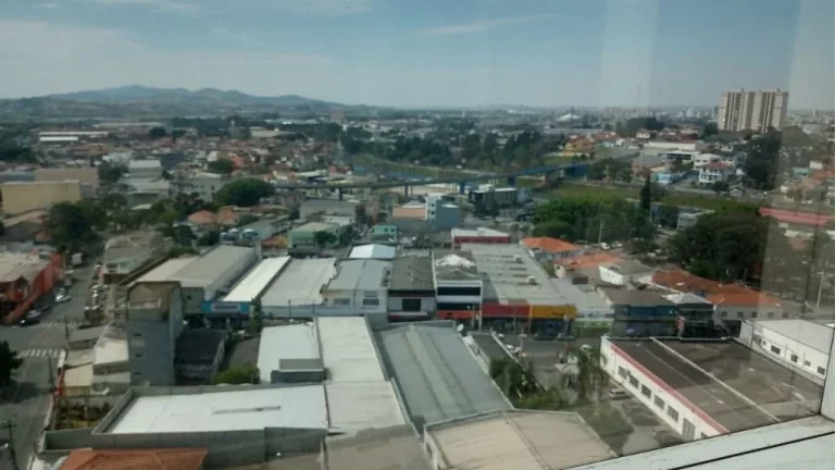 Imagem Salão para alugar, 340 m² por R$ 3.680,00/mês - Vila Andeyara - Ferraz de Vasconcelos/SP