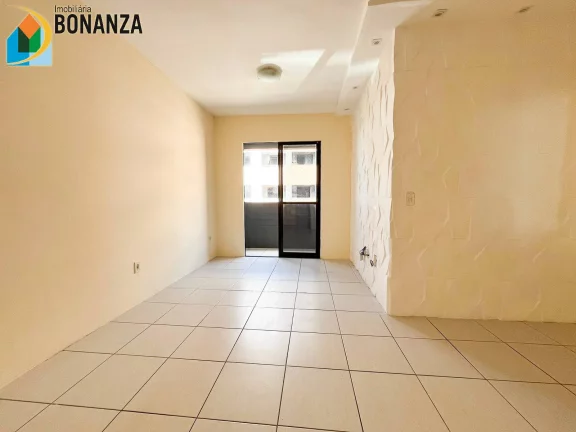 Imagem Apartamento com 03 Quartos e 2 vagas de garagem na Barra do Ceará