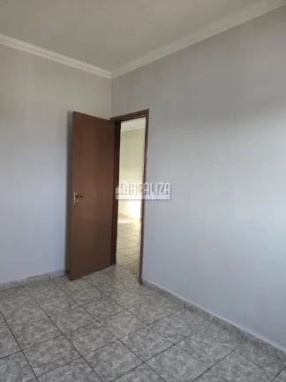 Imagem Apartamento à venda no bairro Serra do Sol, em Uberaba - 2 quartos e garagem