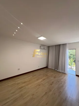 Imagem CASA EM CONDOMINIO Á VENDA