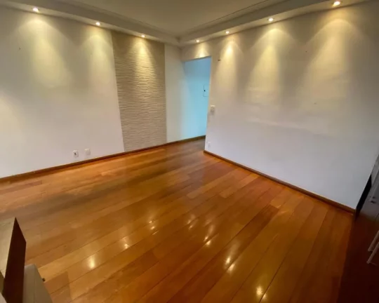 Imagem Apartamento ao lado do metrô Vila Sonia,3 dorm,1suite,2 vagas.