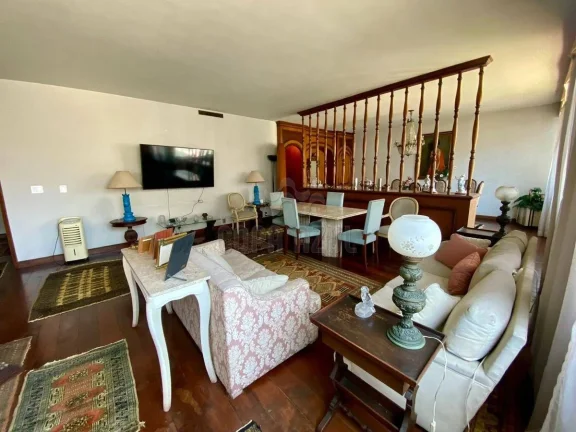 Imagem Copacabana – Rua Figueiredo Magalhães | Residencial › Apartamento 3 quarto(s) à Venda