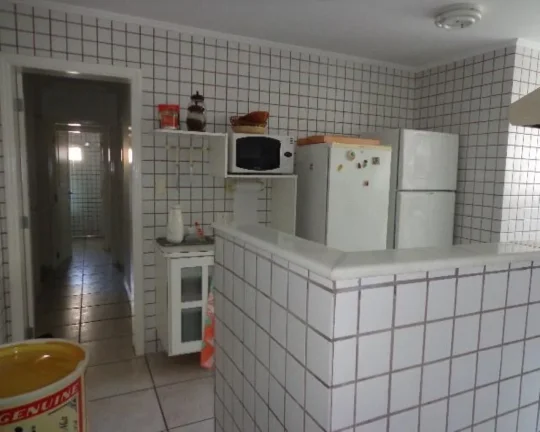 Imagem Apartamento à venda no Guarujá na Praia das Pitangueiras