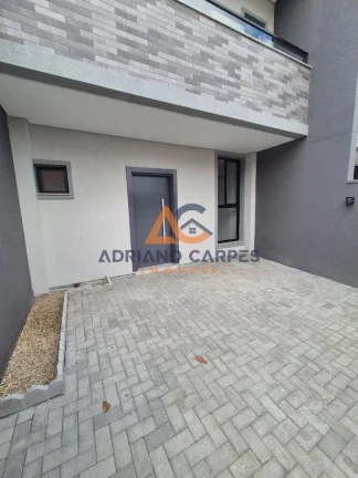Imagem Lindo sobrado novo com 3 dormitórios sendo 1 suíte no Gravatá em Navegantes! Adriano Carpes Imóveis Vende