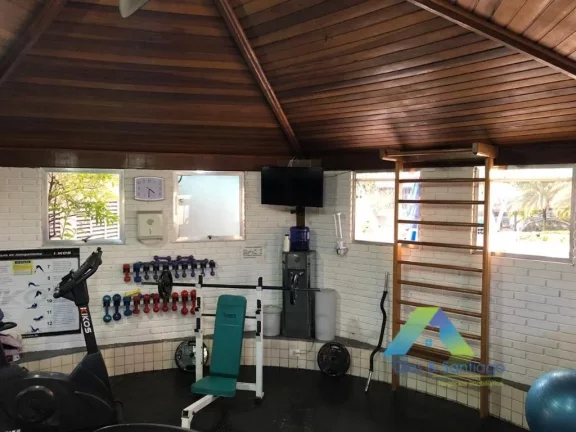Imagem Lindo apartamento todo reformado com 3 dormitórios, sendo 1 suite, 2 vagas de garagem, lazer completo com localização privilegiada proximo a comércios