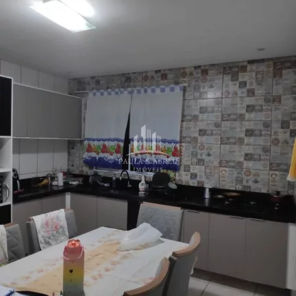 Imagem São 3 Casas e 1 Salão Comercial 92m² pé direito 5 mts com Banheiro, próximo da Avenida no Jardim Zaíra, Mauá-SP