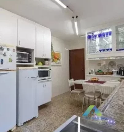 Imagem Lindo sobrado com 3 dormitórios à venda, 217 m² por R$ 1.749.000 - Bosque da Saúde - São Paulo/SP