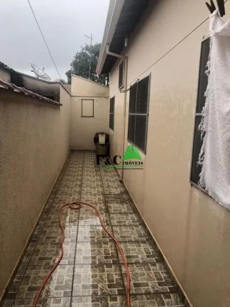 Imagem Casa para Venda em São Carlos, Parque Santa Felícia Jardim, 3 dormitórios, 1 banheiro, 2 vagas