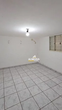 Imagem Casa com 3 dormitórios à venda por R$ 390.000,00 - Jardim Mirassol - Rio Claro/SP