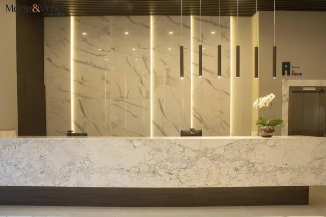 Imagem Sala Comercial para Venda em Curitiba, Água Verde, 1 banheiro