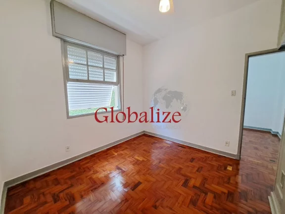 Imagem Apartamento terreo à venda, frente mar, 1 quarto, sala, cozinha e banheiro por R$278.000,00 no Embaré em Santos