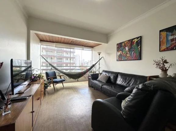 Imagem Apartamento no Brooklin: 92m² de Espaço Real, 3 Quartos e Varanda