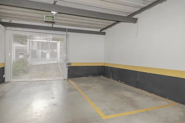 Imagem Apartamento à venda em Porto Alegre, Petrópolis, com 1 quarto, 80m²