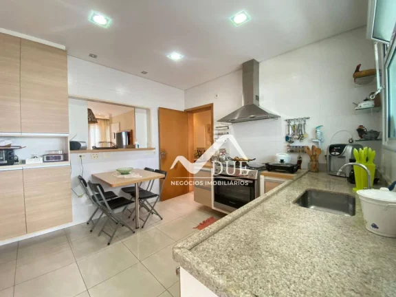 Imagem Apartamento com 3 dormitórios à venda, 141 m² por R$ 1.600.000,00 - Ponta da Praia - Santos/SP