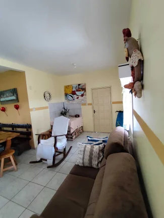 Imagem Outros com 5 dormitórios sendo 1 suíte e 2 vagas de garagem em Araquari/SC