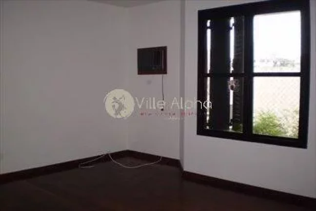 Imagem COBERTURA A VENDA NA REGIÃO MAIS VALORIZADA DE SANTOS