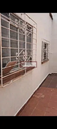 Imagem Casa de 3 dormitórios com Edícula a Venda no Metro Jabaquara.