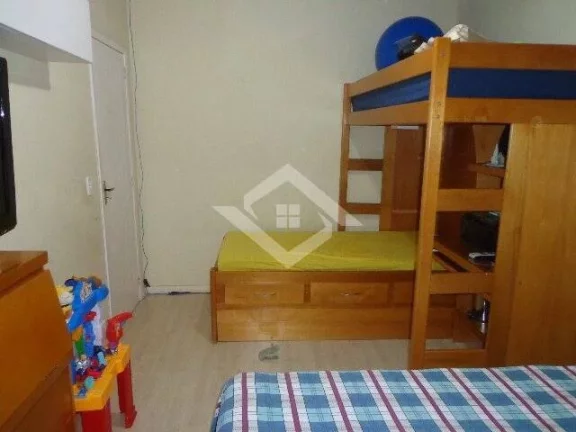 Imagem Casa à Venda em Campo Grande: 4 Quartos, Área Gourmet e Infraestrutura