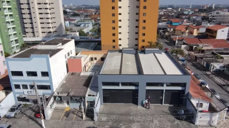 Imagem Salão para alugar, 157 m² por R$ 8.925,00/mês - Jardim Santa Helena - Suzano/SP