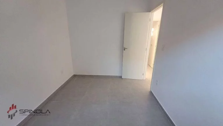Imagem Casa com 2 dormitórios à venda, 49 m² por R$ 285.000,00 - Vila Caiçara - Praia Grande/SP