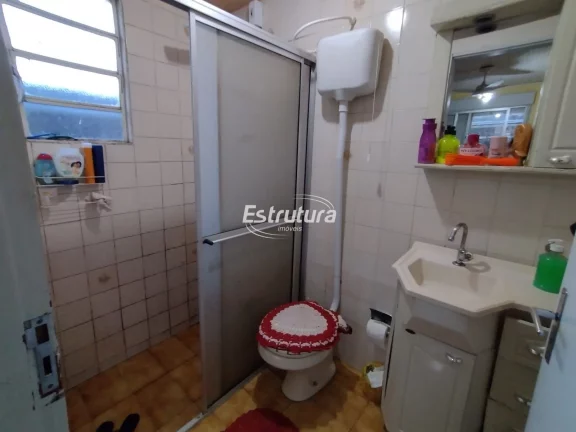 Casa com 4 dormitórios