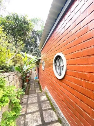 Imagem Casa em Condomínio para Venda em Teresópolis / RJ no bairro Posse