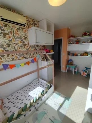 Imagem Apartamento em Patamares a venda 195 m² | 4 Suítes | Vista Mar | Nascente | 3 Vagas | Alto Padrão