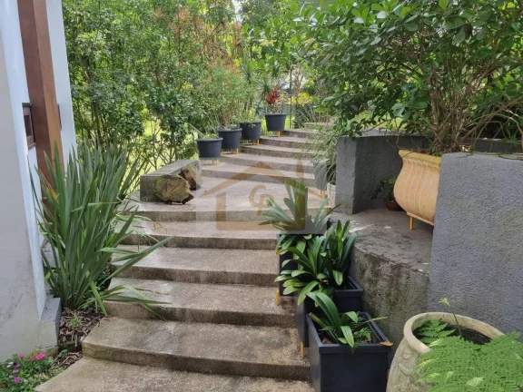 Imagem Conforto, segurança e natureza!!! Casa com 3 suítes , 4 vagas - *Granja Viana