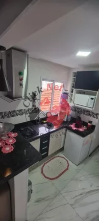 Imagem Ótima Cobertura toda Reformada em Prédio Sem Condomínio à Venda no bairro Vila Scarpelli em Santo André