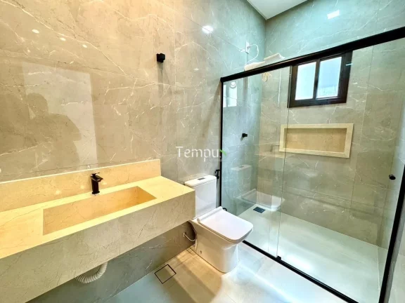 Imagem Casa Alto Padrão à venda no bairro Jardim América - Goiânia/GO