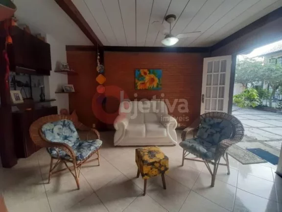 Imagem Casa com 3 dormitórios à venda, 92 m² por R$ 400.000,00 - Peró - Cabo Frio/RJ