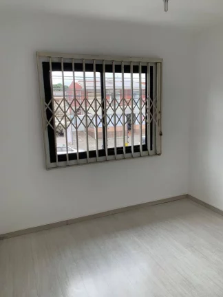 Imagem Sobrado no Boqueirão - Frente para Rua - R$530 mil