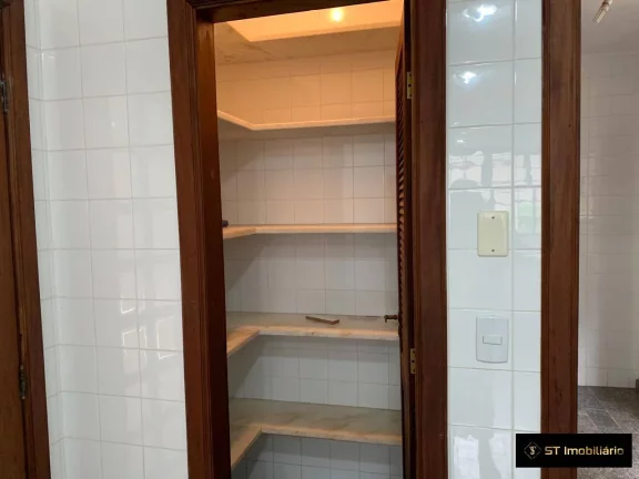 Imagem Incrível Chácara Plana C/ 2000m² Condomínio Fechado em Atibaia 10min Centro