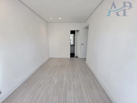 Imagem Apartamento na Guilhermina em Praia Grande.