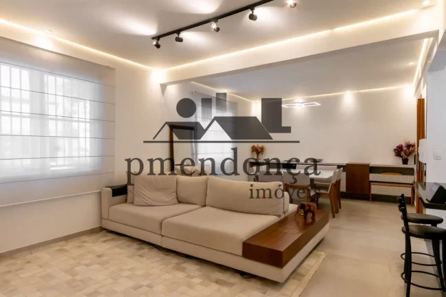 Imagem Apartamento reformado no primeiro andar em prédio charmoso da Ru Dr Gabriel dos Santos