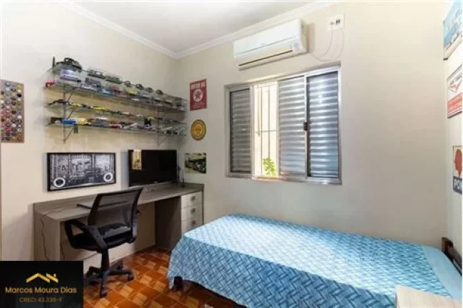 Imagem Casa à venda, com 3 Dormitórios ( 1 Suíte) com 2 Vagas de Garagem - Vila Ipojuca - São Paulo/SP