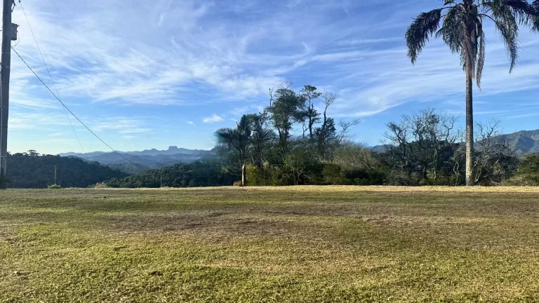Imagem Sua Casa em Santo Antônio do Pinhal: Onde a Vida Acontece do Jeito Certo