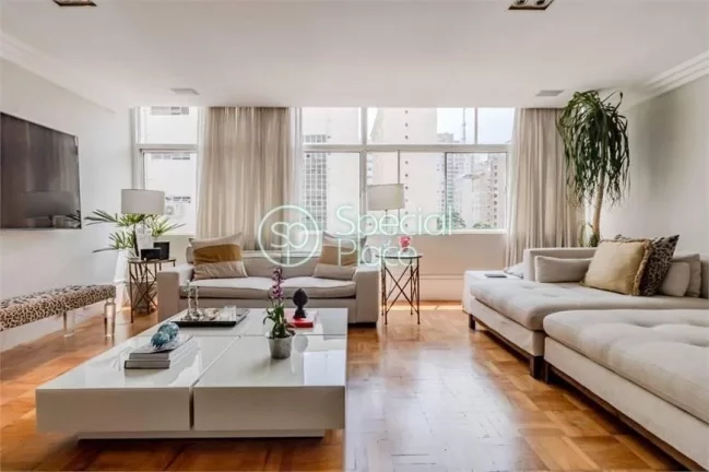 Imagem Apartamento com excelente reforma numa das melhores localizações do Jardim Paulista. Com espaços ...