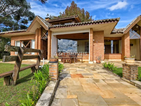 Imagem Casa Térrea Turmalina | 356 m², Terreno 6.050 m² e Vista Pedra do Baú