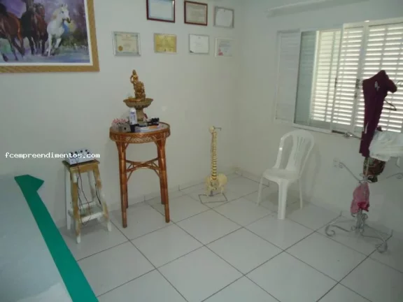 Imagem Sobrado para Venda em Limeira, Vila Castelar, 5 dormitórios, 3 banheiros, 1 vaga